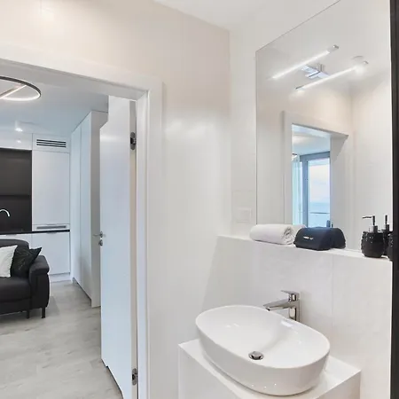 아파트 Wave Resort&spa Elegance With Sea View *